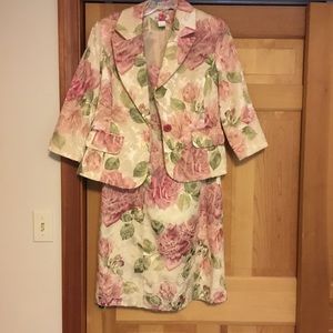 2 piece brocade floral suit/dress